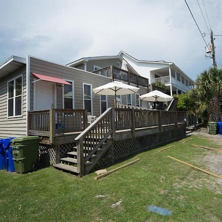 Salty Shack Unit C - Salty Shack - Dog Friendly Home - Across From The Beach - Central Location! Folly Beach Rum bild
