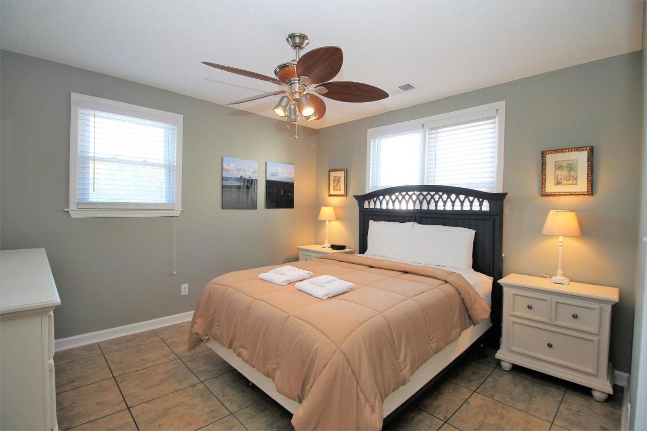 Salty Shack Unit C - Salty Shack - Dog Friendly Home - Across From The Beach - Central Location! Folly Beach Exteriör bild